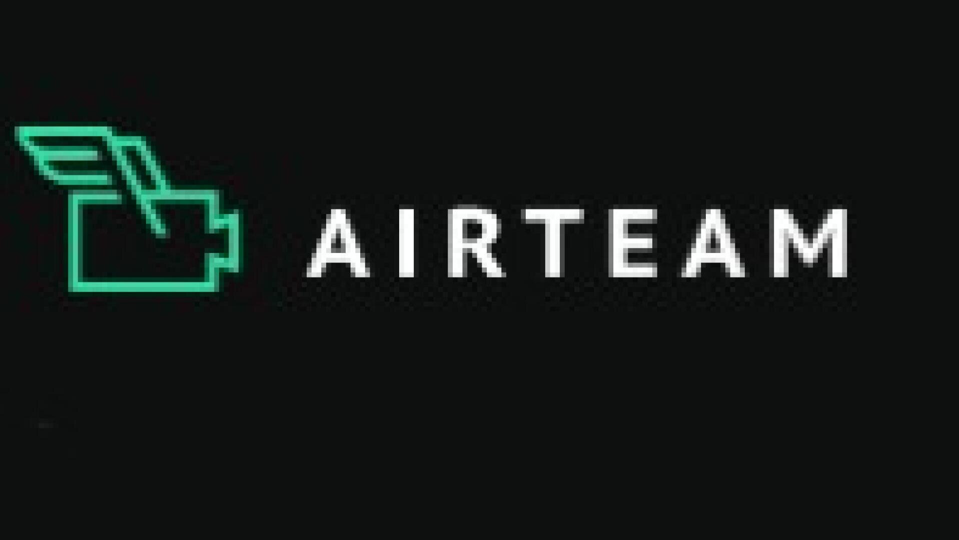 Logo für AIRTEAM mit einer stilisierten grünen Kamera mit Flügeln auf schwarzem Hintergrund, daneben das Wort AIRTEAM in fetten weißen Großbuchstaben.