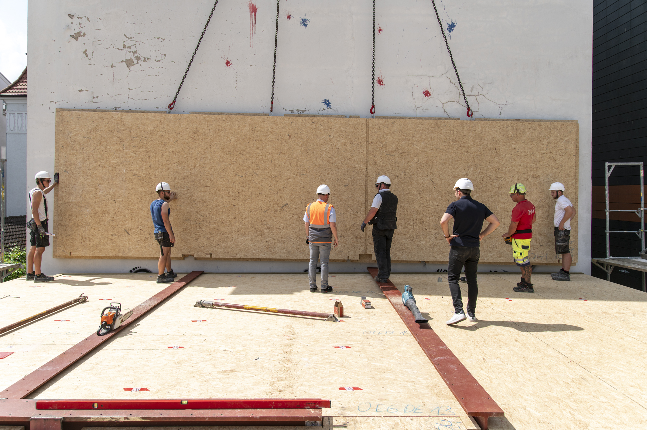 MAGNUMBOARD® OSB // Premium-Wände in einem 5-Geschosser. ©SWISS KRONO lehmann